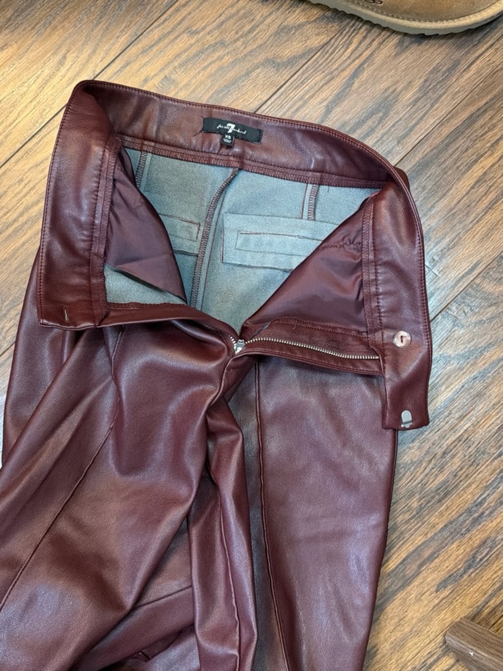 7 For All Mankind Burgundy Faux Leather Leggings - Picture 9 of 9